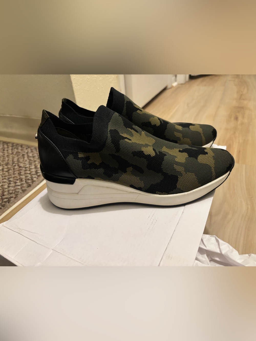 Steve Madden Mykala Camoflage slip on